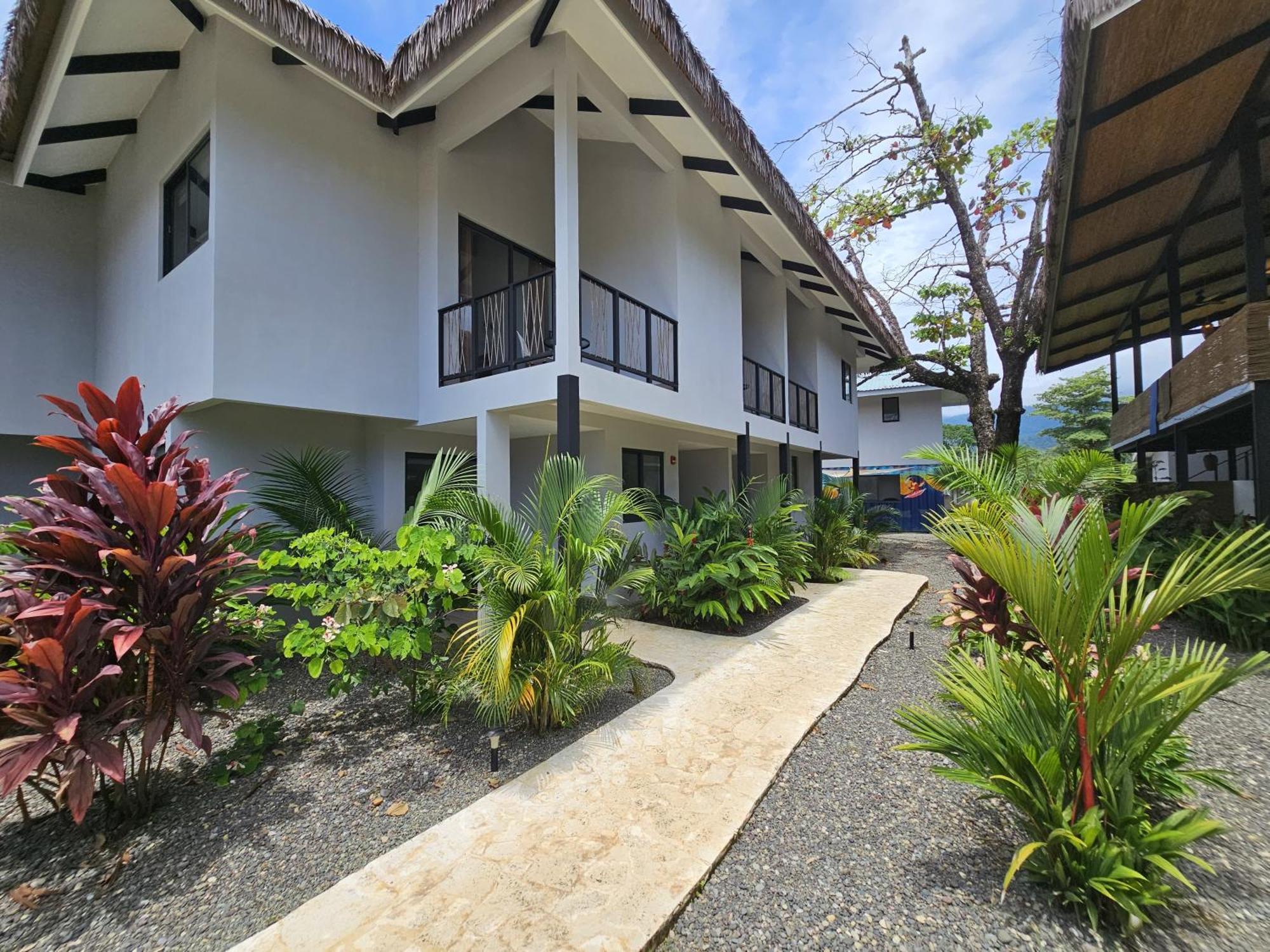 Yuli Hotel Uvita Exterior photo